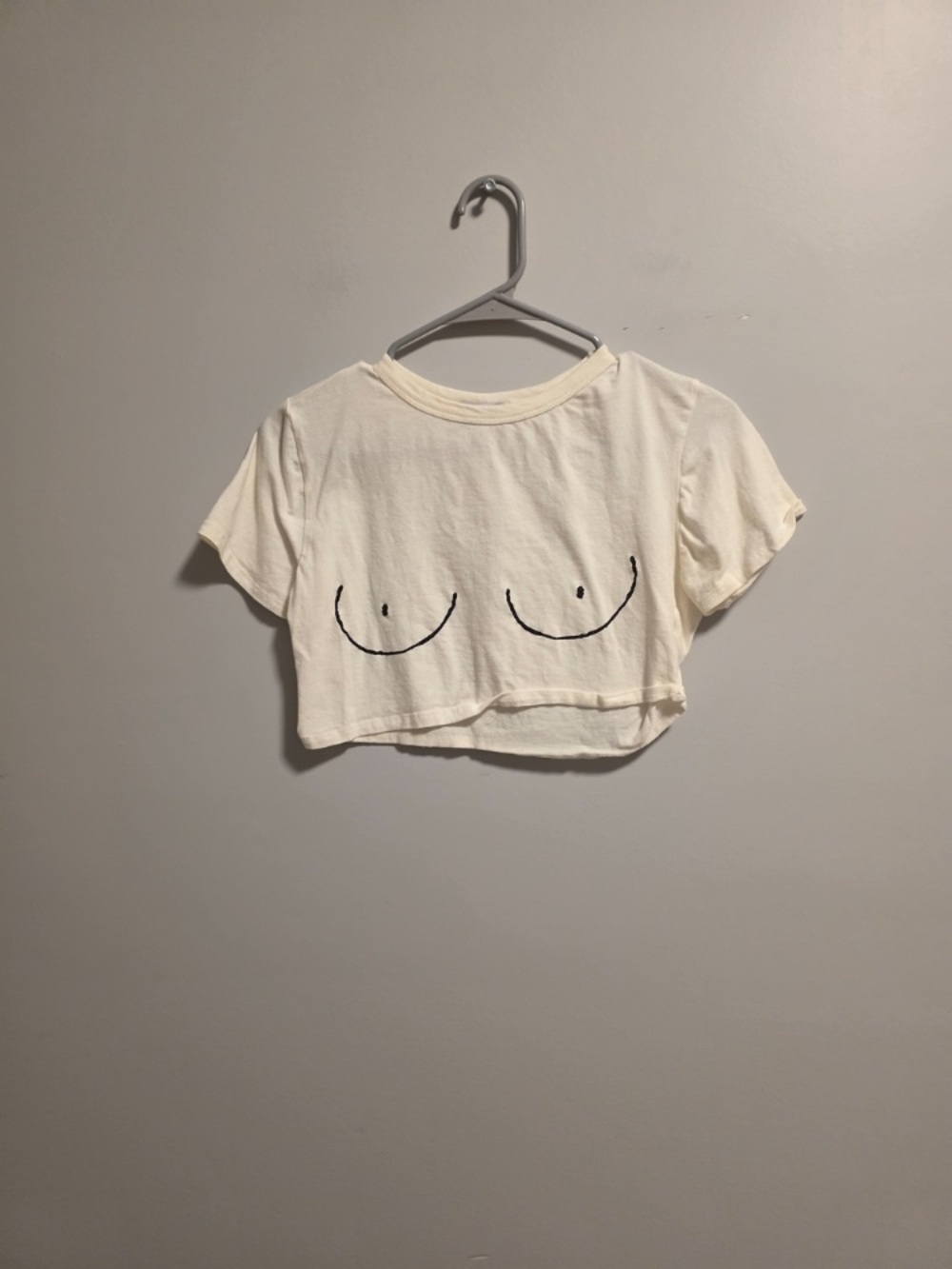 Kids Cream Graphic Crop Tee with Simple Line Art